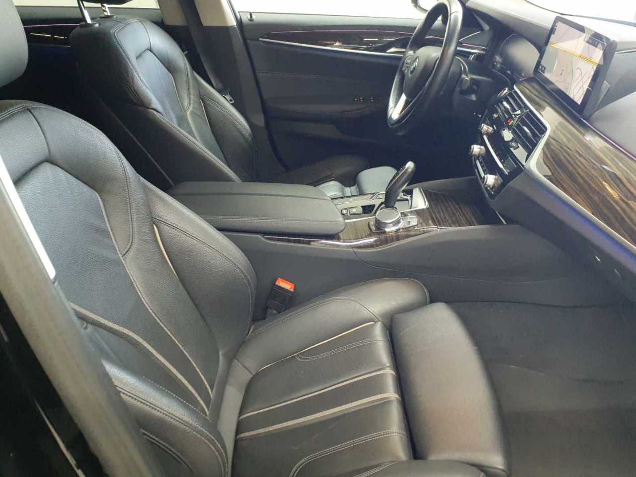 BMW 520d xDrive Touring Aut. Luxury Line 8