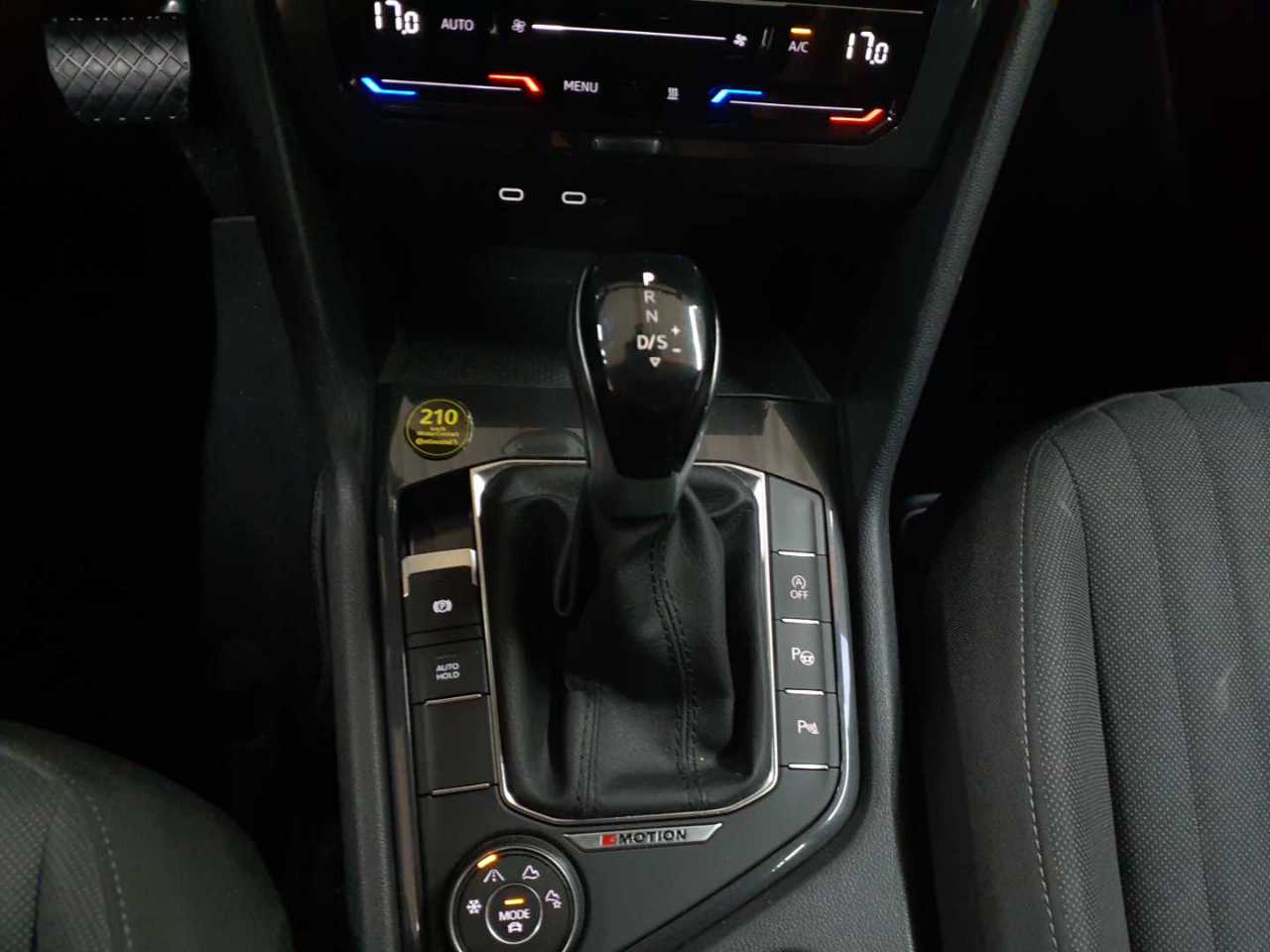Volkswagen Tiguan Allspace 2.0 TDI SCR 4Motion DSG Life 10