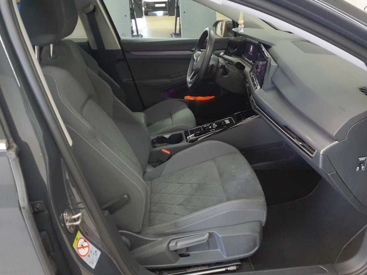 Volkswagen Golf Variant 2.0 TSI OPF 4Motion DSG Style 8