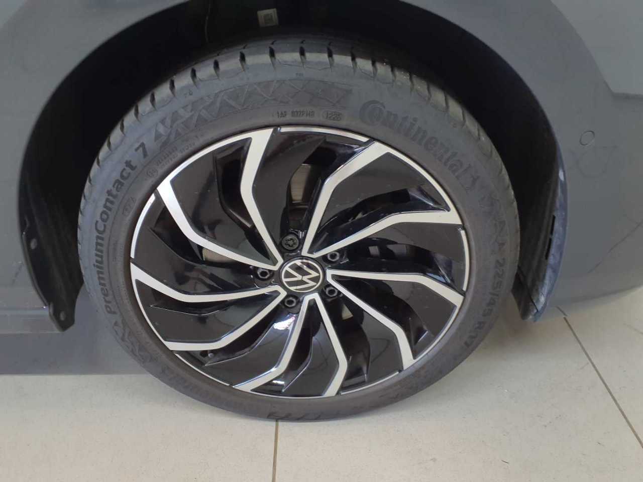 Volkswagen Golf Variant 2.0 TSI OPF 4Motion DSG Style 17