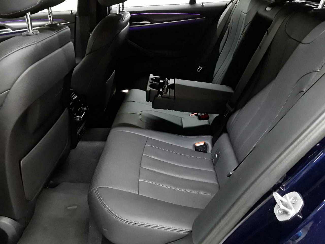 BMW 530d xDrive Touring Aut. 13