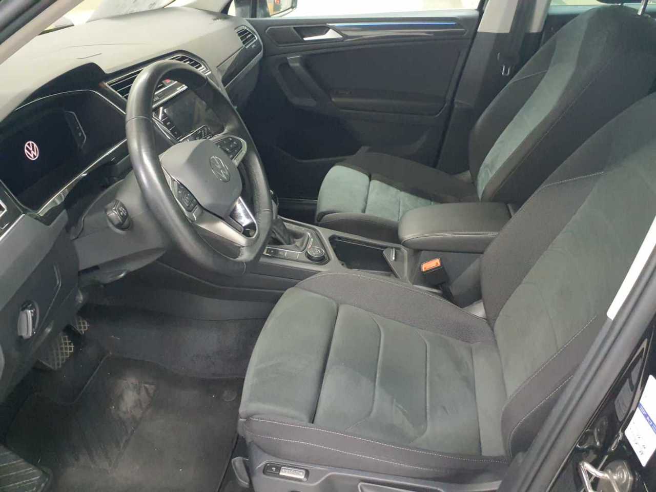 Volkswagen Tiguan 2.0 TDI SCR 4MOTION DSG Elegance 7