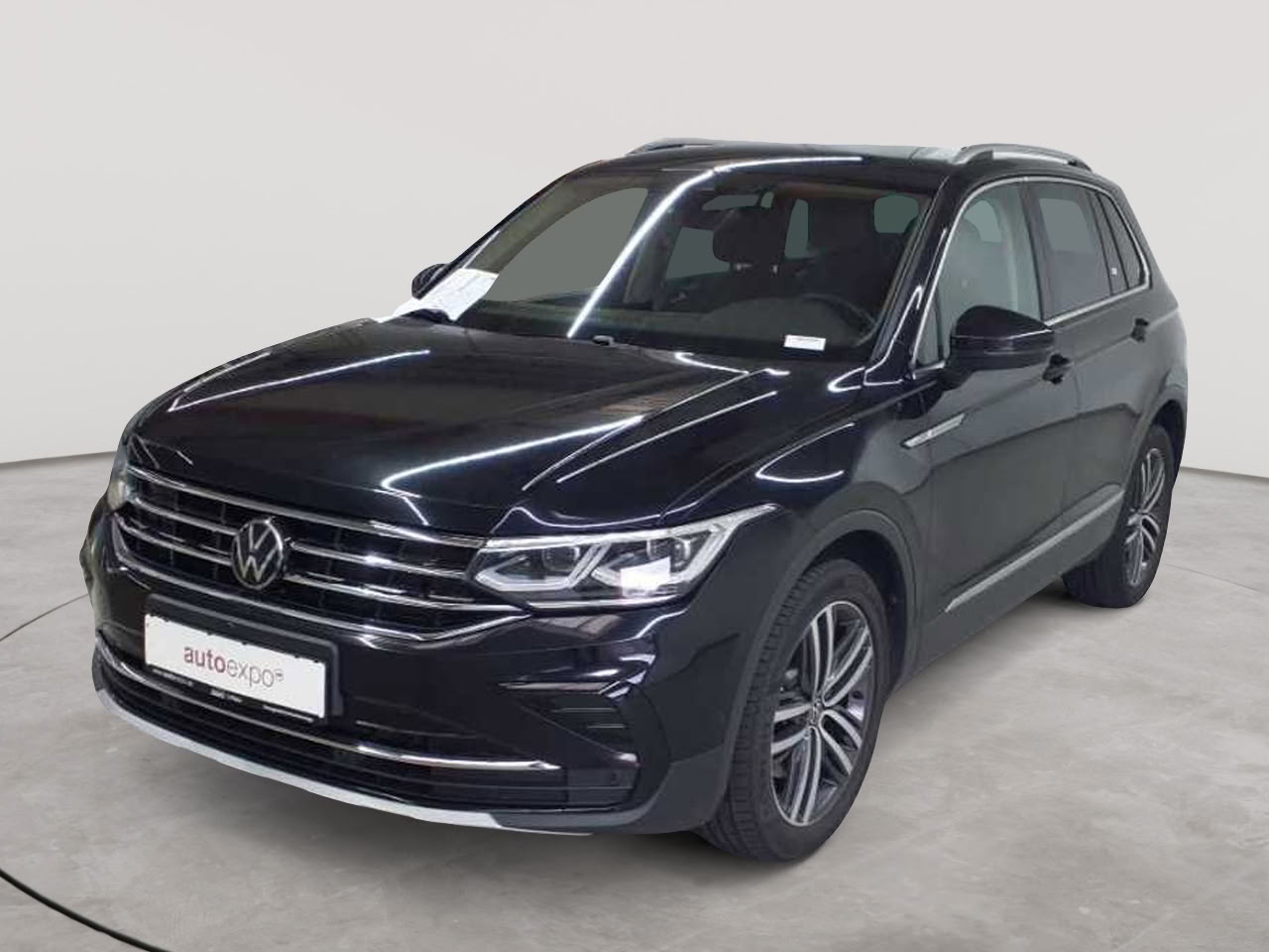 Volkswagen Tiguan 2.0 TDI SCR 4MOTION DSG Elegance 2