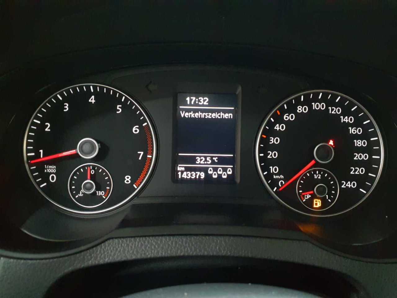 Volkswagen Sharan 1.4 TSI Comfortline 11