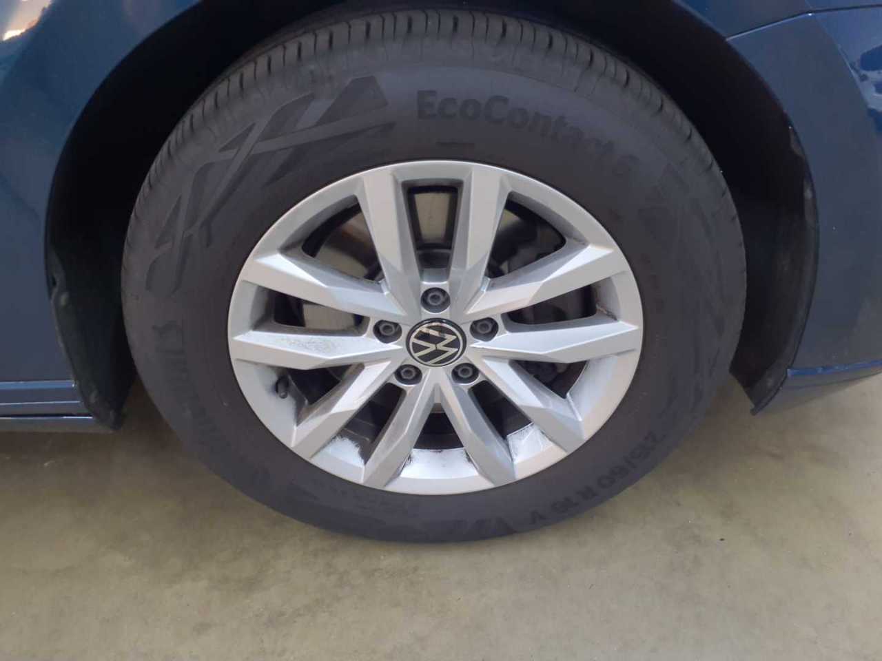 Volkswagen Passat Variant 2.0 TDI SCR DSG Business 13