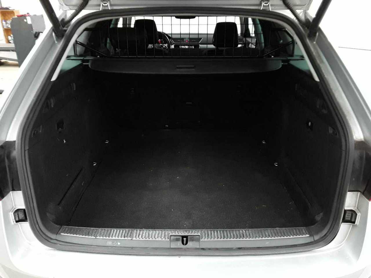 Skoda Superb Combi 2.0 TDI 4x4 DSG Ambition 15