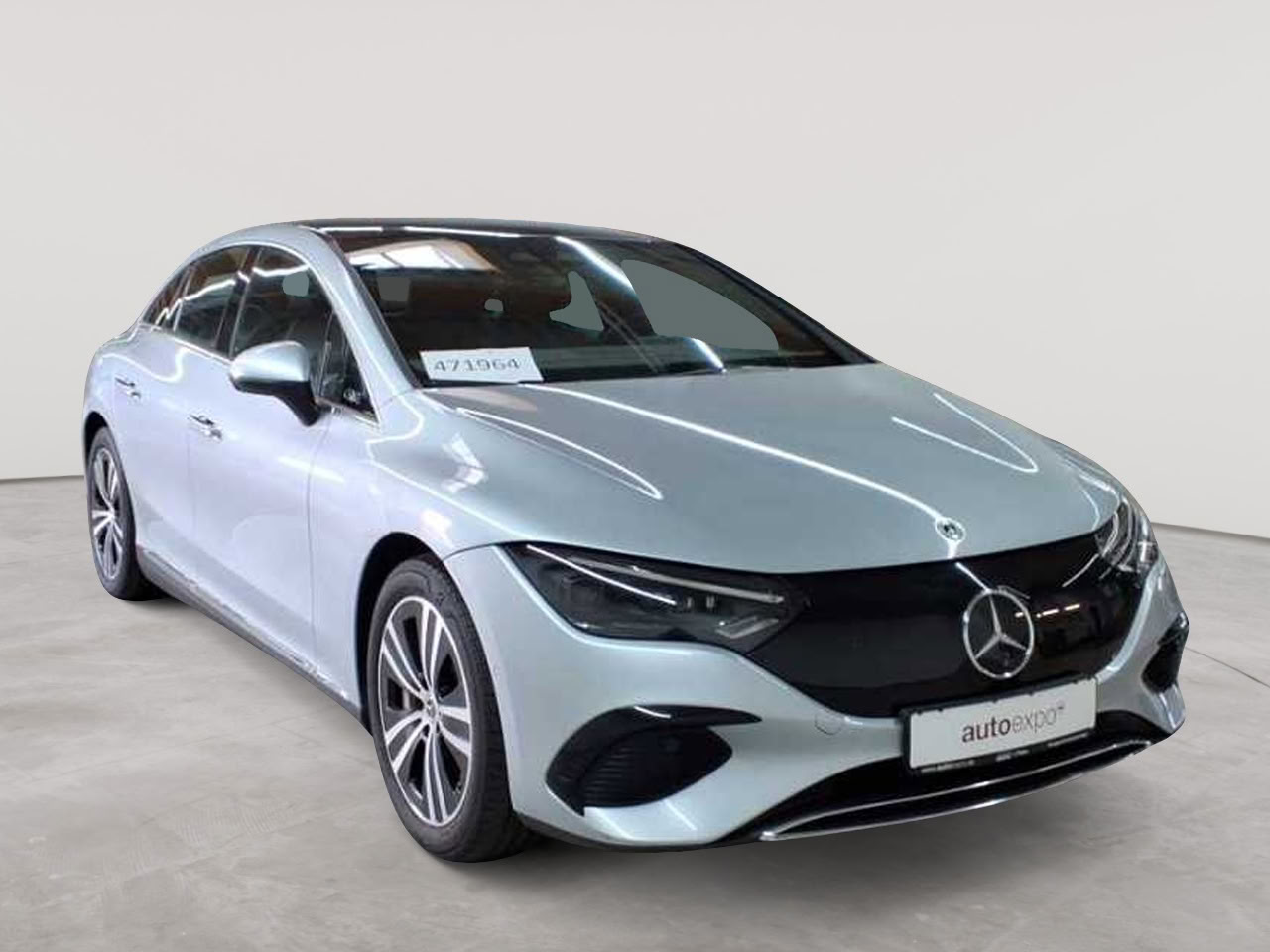 Mercedes-Benz EQE 350 Electric Art