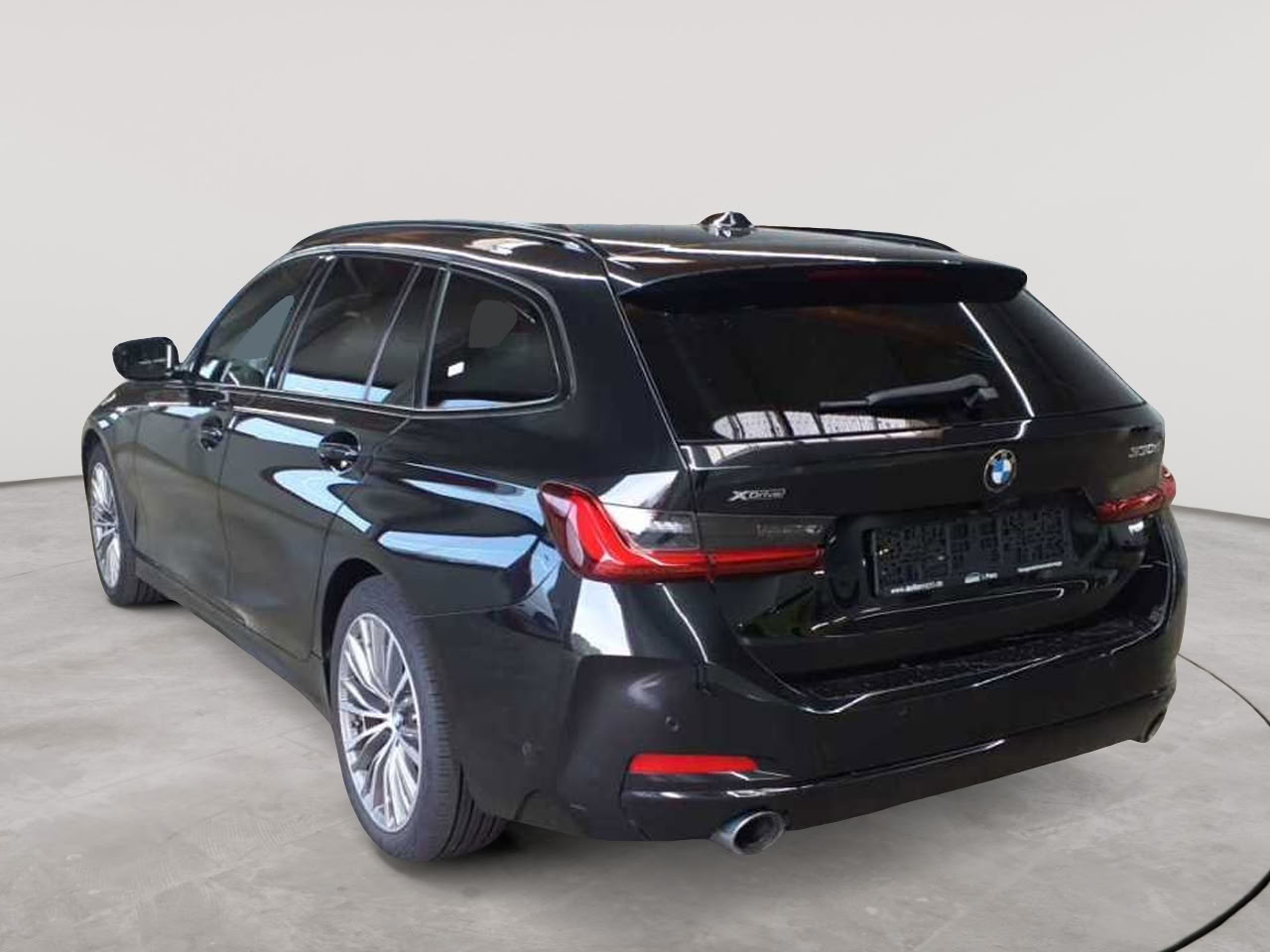 BMW 330d Touring xDrive Aut. 5