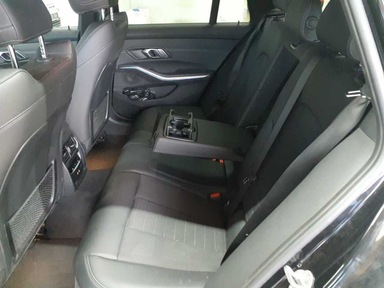 BMW 330d Touring xDrive Aut. 14