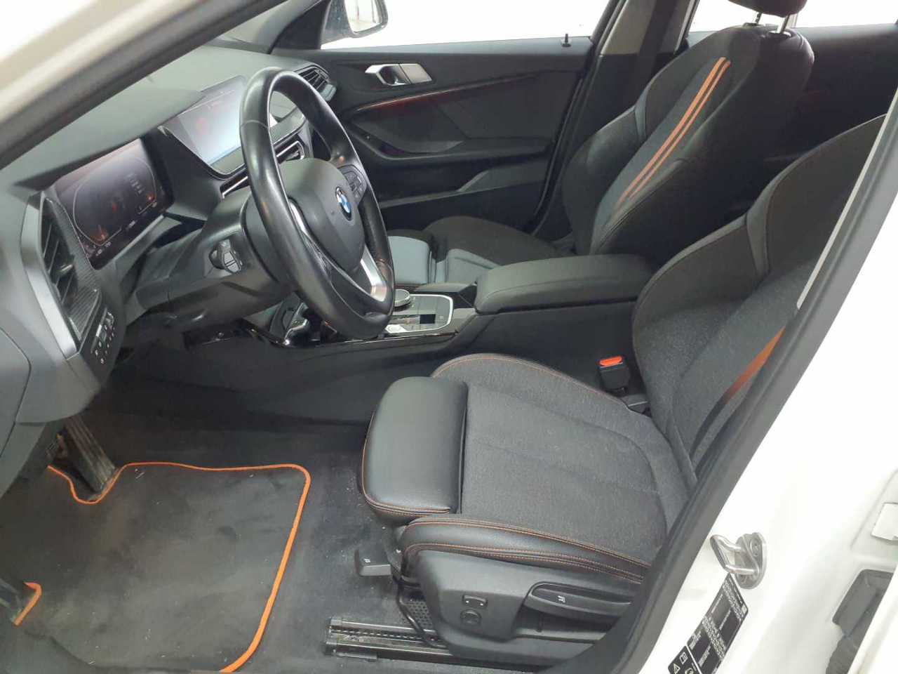 BMW 120d xDrive Aut. Sport Line 8