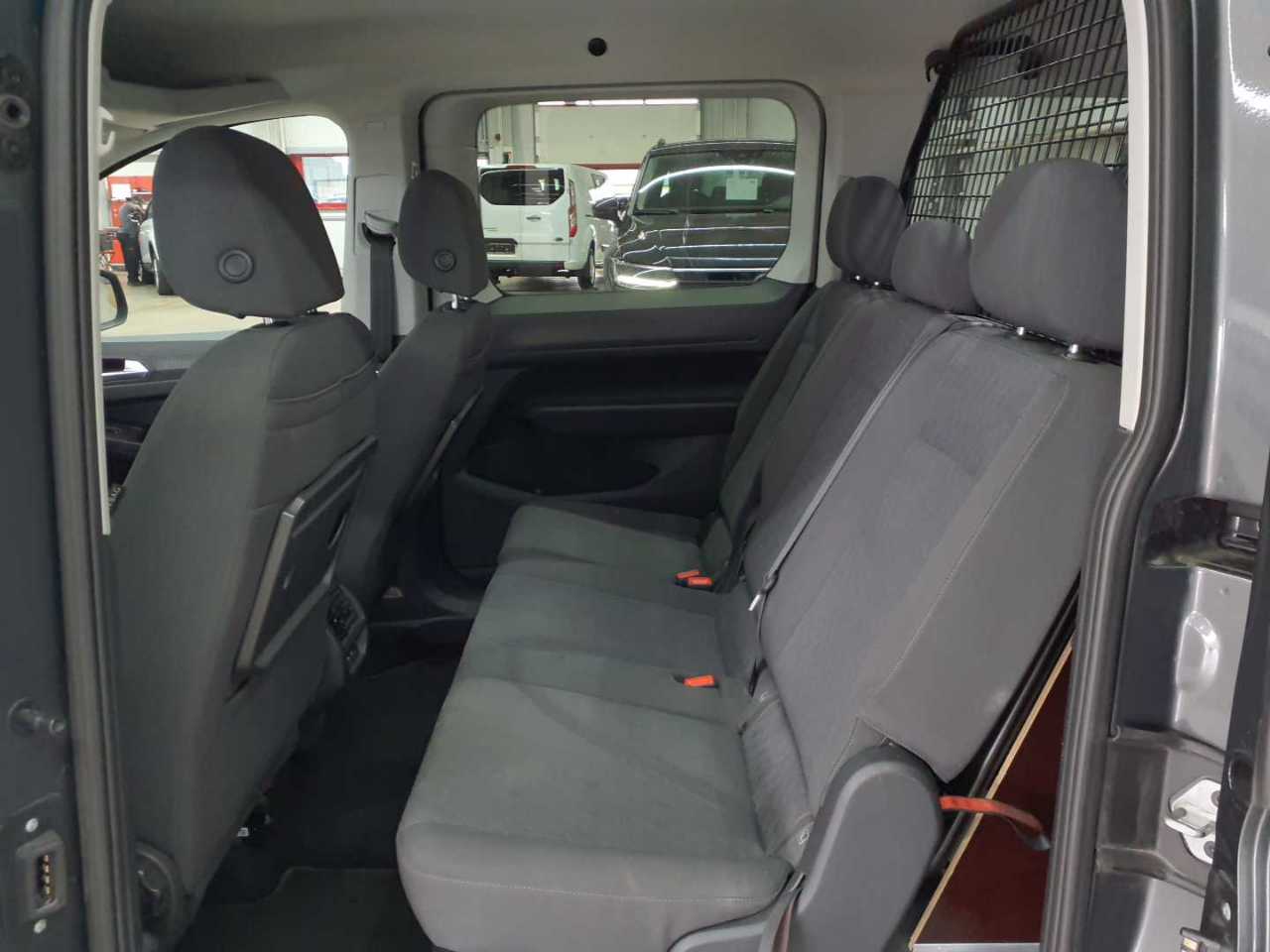 Volkswagen Caddy 2.0 TDI BMT (7-Si.) Life Maxi 13