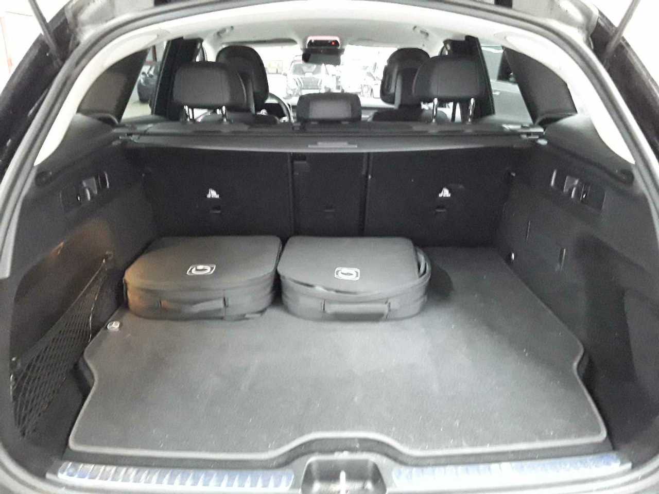 Mercedes-Benz GLC 300 e 4Matic 9G-TRONIC Avantgarde Advanced 15