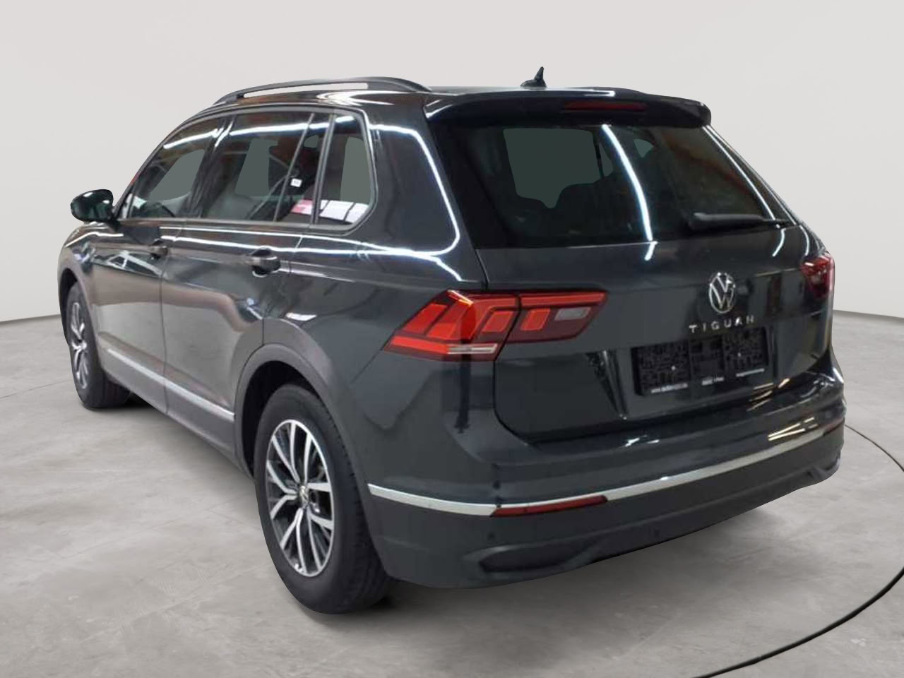 Volkswagen Tiguan 2.0 TDI SCR DSG Life 5