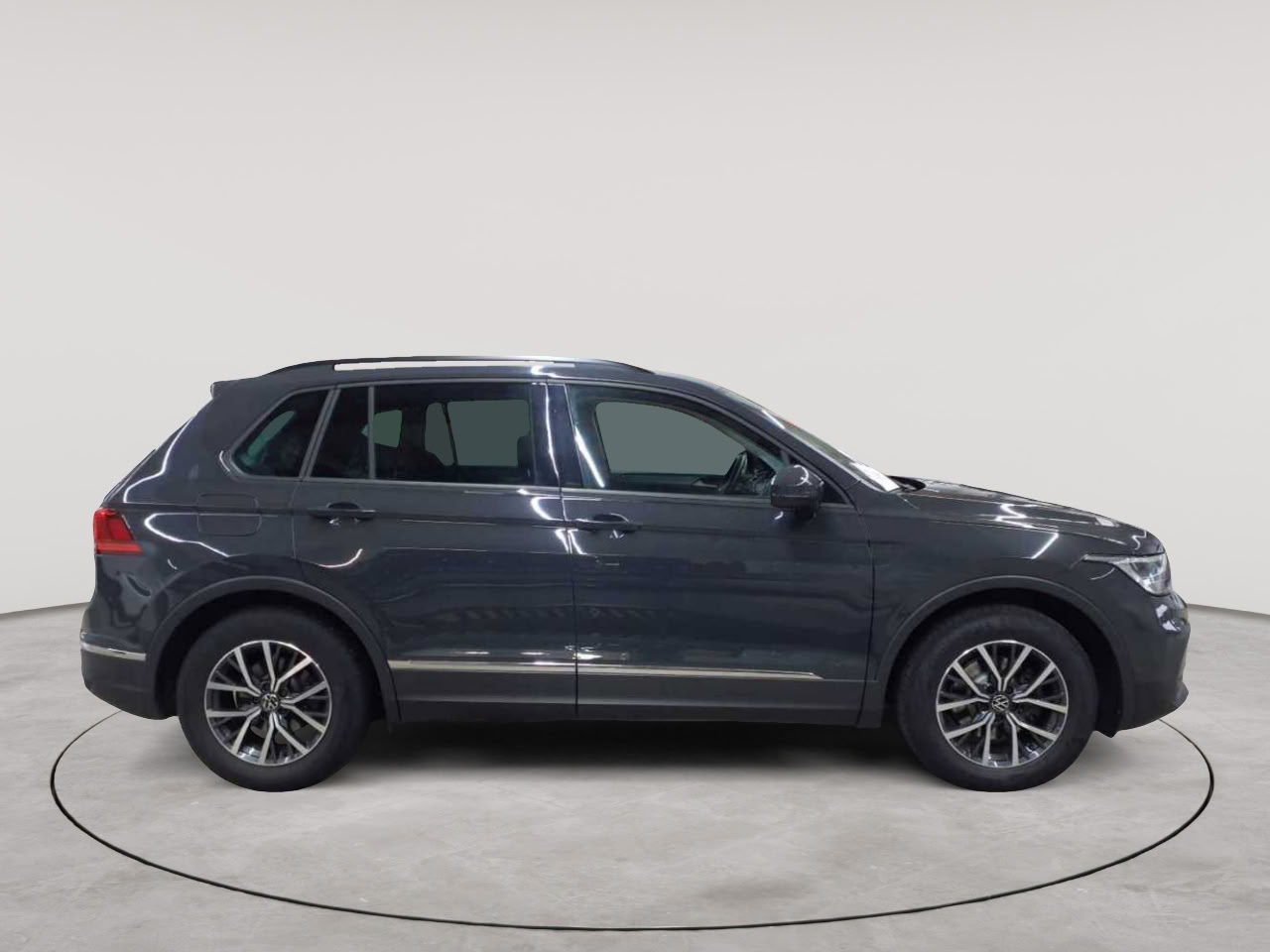 Volkswagen Tiguan 2.0 TDI SCR DSG Life 3