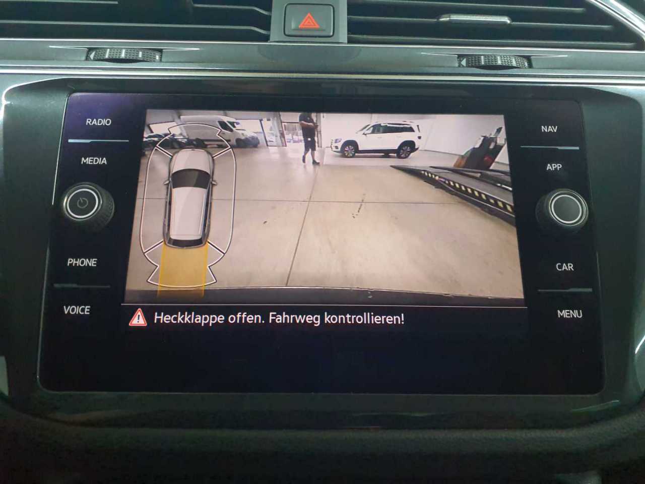 Volkswagen Tiguan 2.0 TDI SCR DSG Life 16