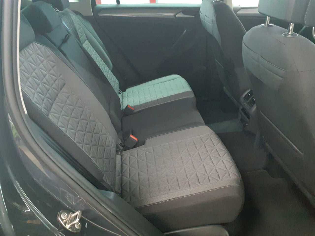 Volkswagen Tiguan 2.0 TDI SCR DSG Life 14