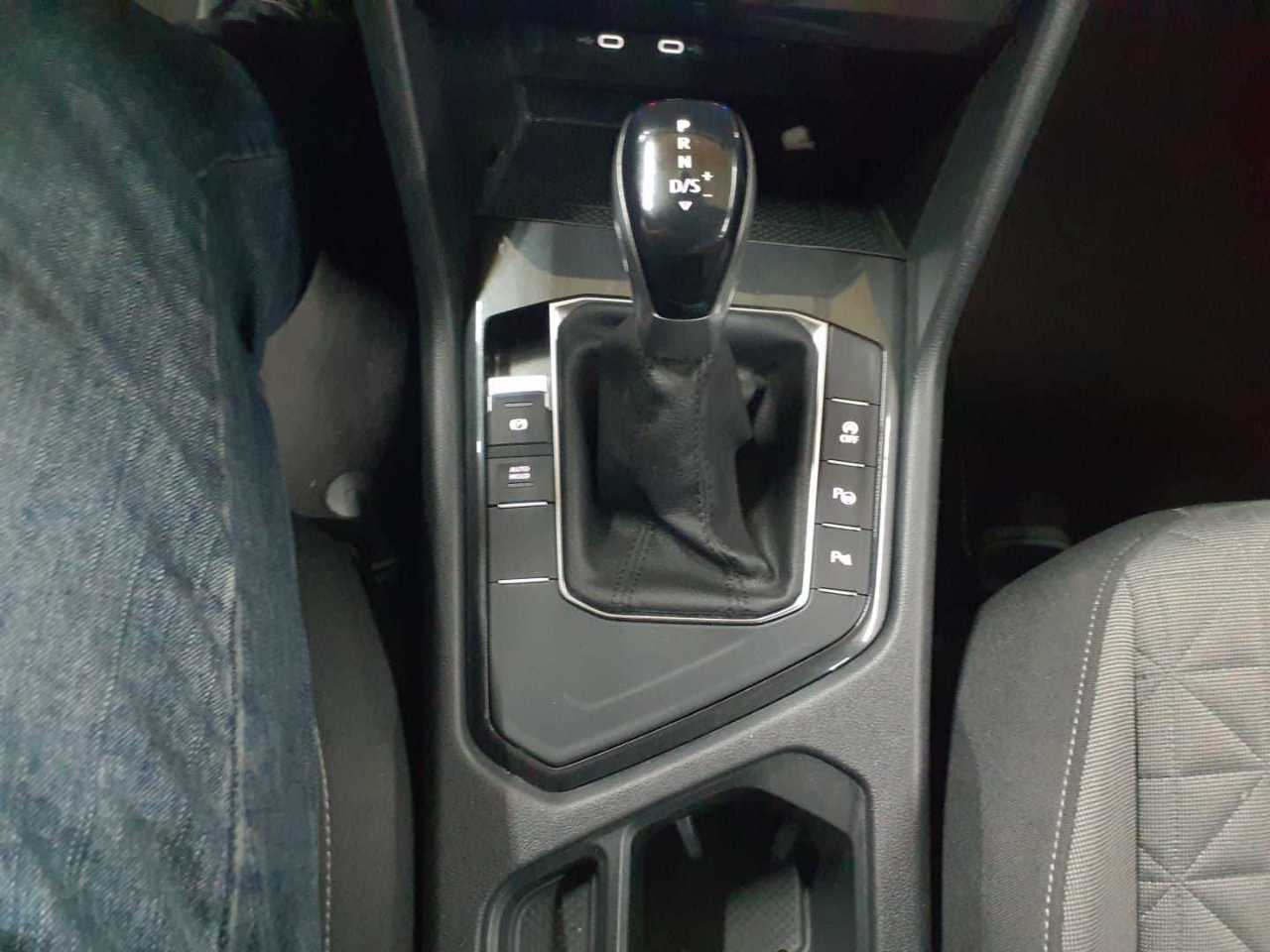 Volkswagen Tiguan 2.0 TDI SCR DSG Life 10