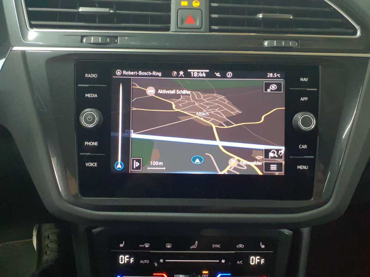 Volkswagen Tiguan 2.0 TDI SCR DSG Life 12
