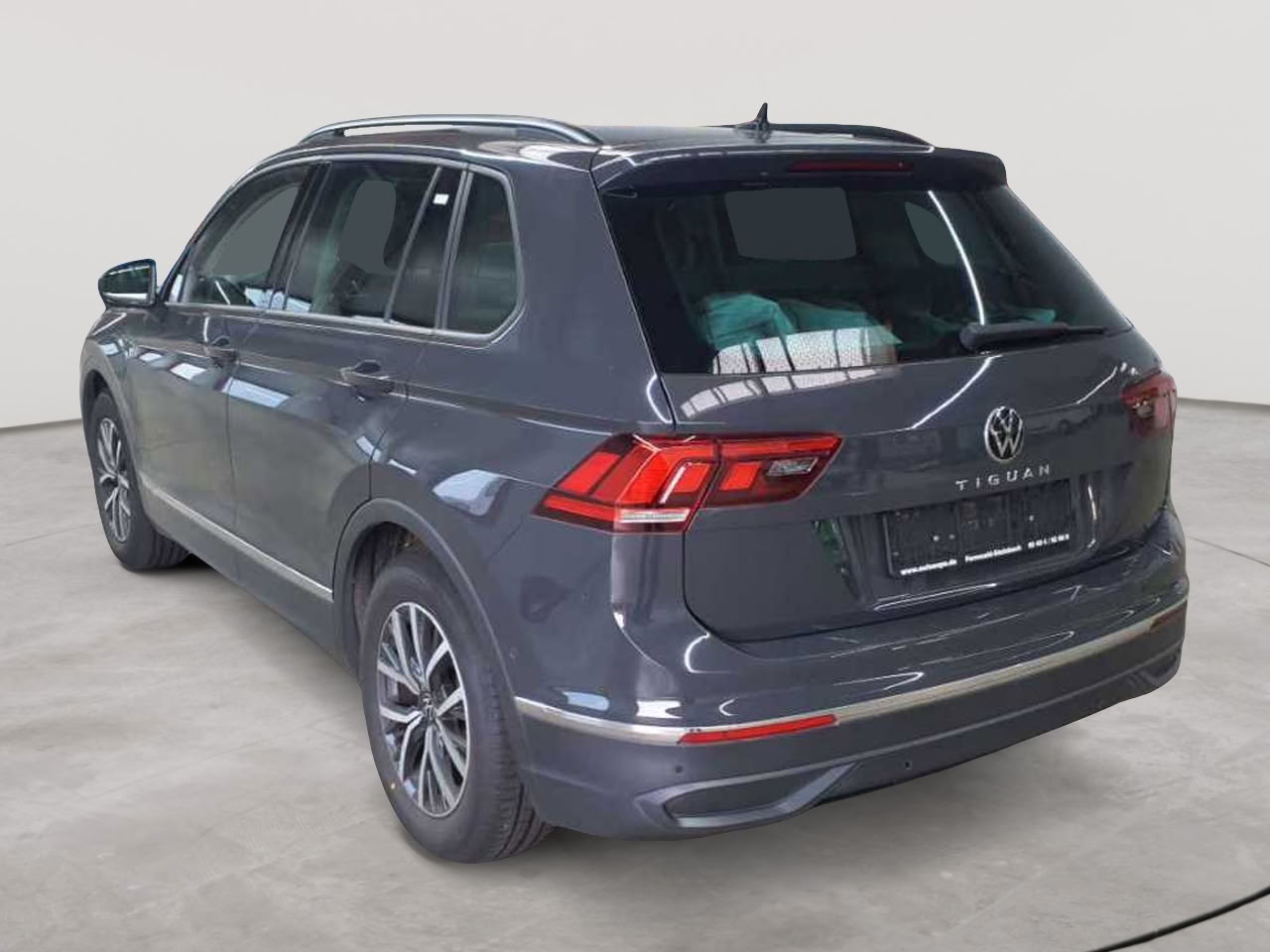 Volkswagen Tiguan 2.0 TDI SCR DSG Life 5