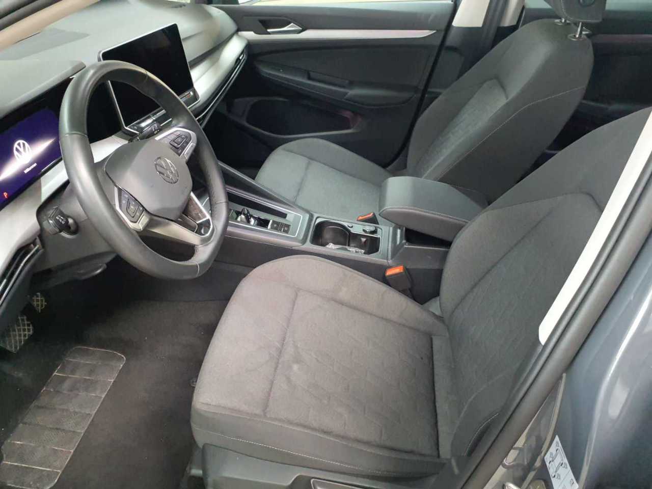 Volkswagen Golf 1.5 eTSI OPF DSG Life 7