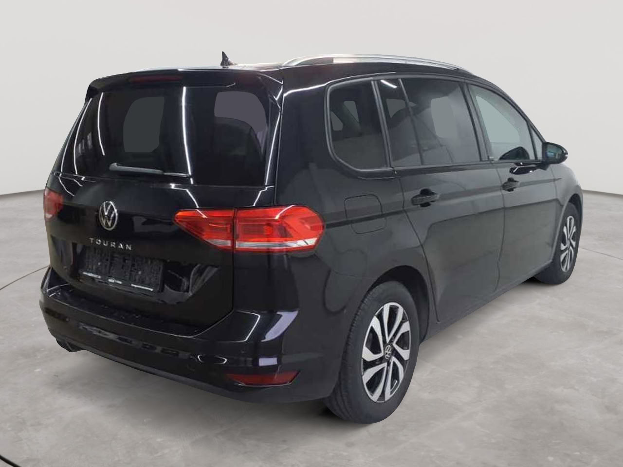 Volkswagen Touran 2.0 TDI SCR DSG ACTIVE 4