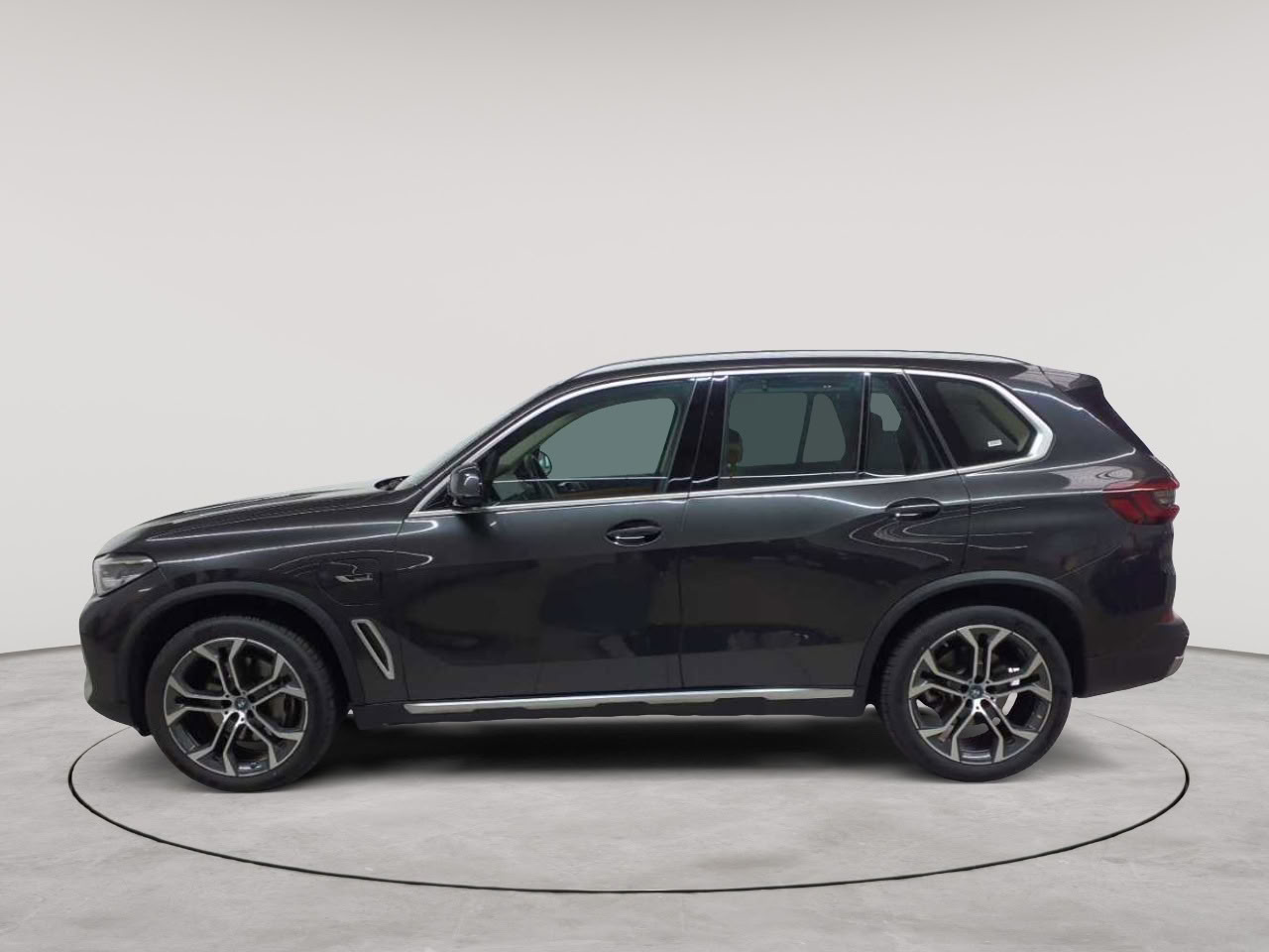 BMW X5 xDrive45e xLine 6
