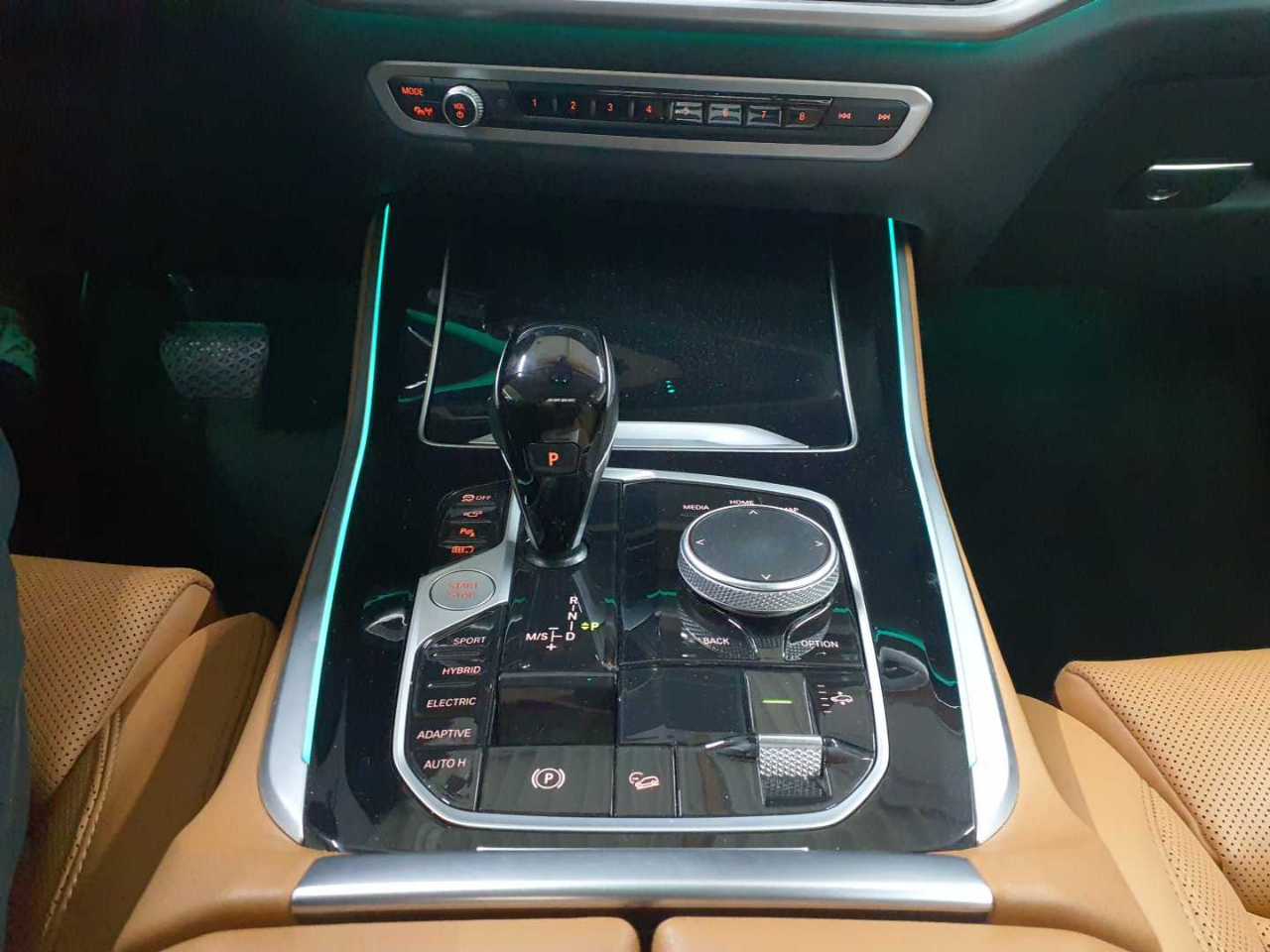 BMW X5 xDrive45e xLine 10