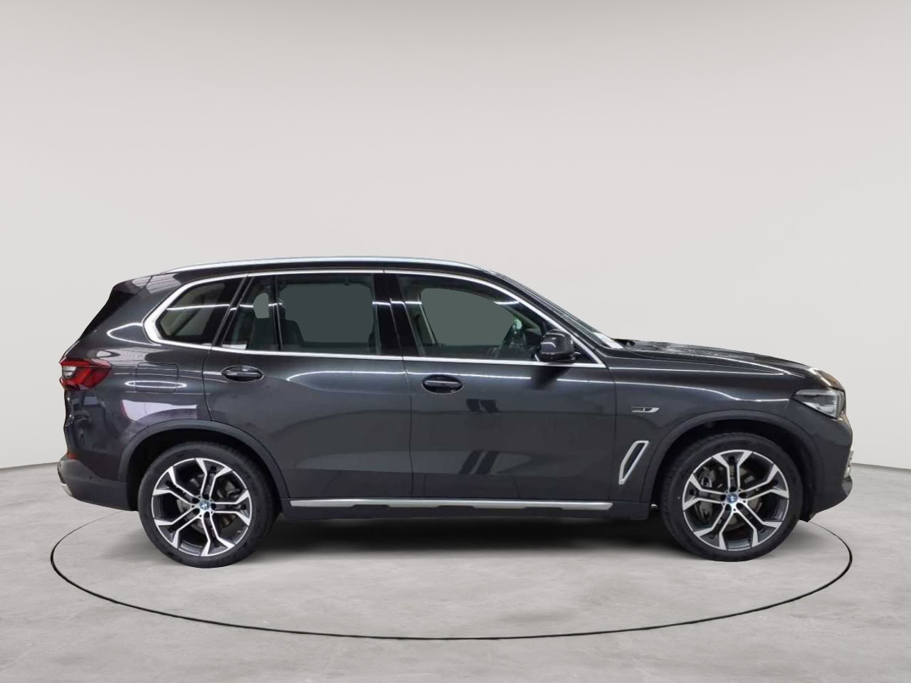 BMW X5 xDrive45e xLine 3