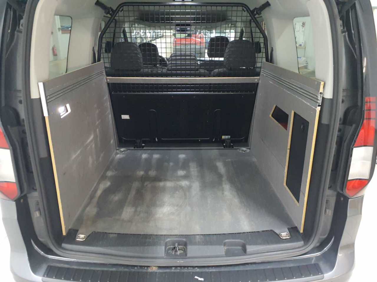 Volkswagen Caddy 2.0 TDI BMT (7-Si.) Life Maxi 15
