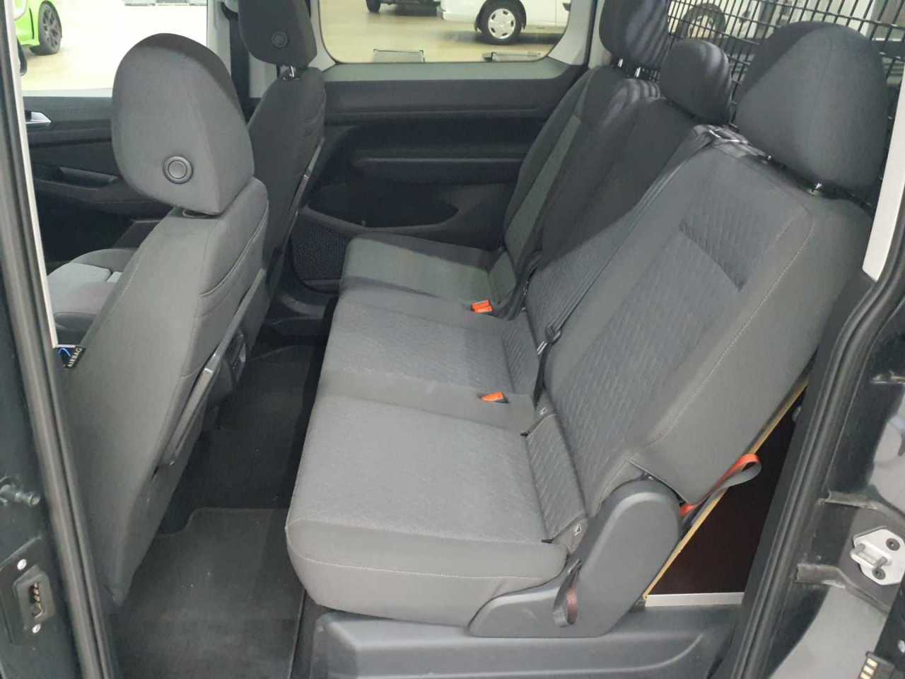 Volkswagen Caddy 2.0 TDI BMT (7-Si.) Life Maxi 13
