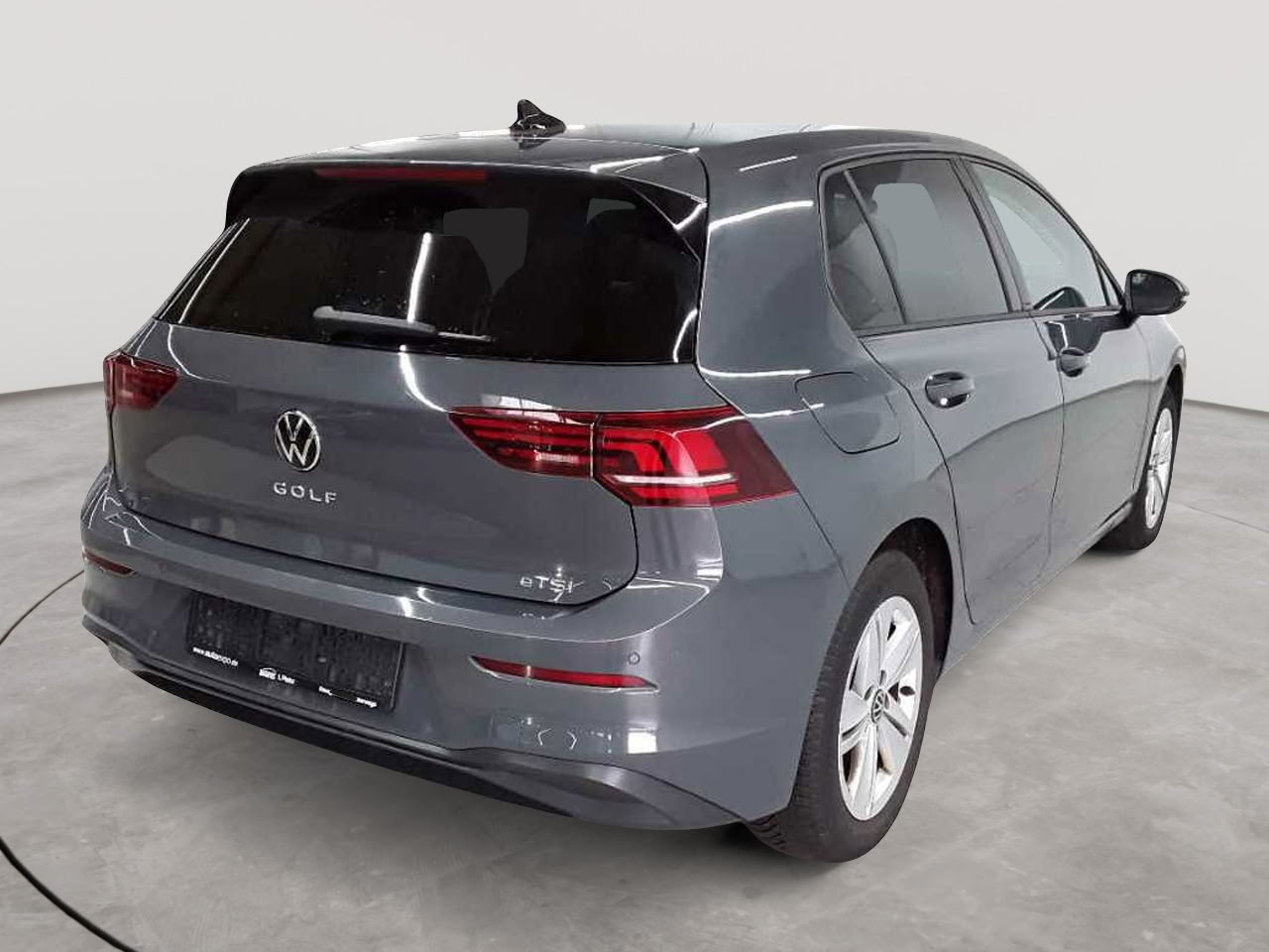 Volkswagen Golf 1.5 eTSI OPF DSG Life 4