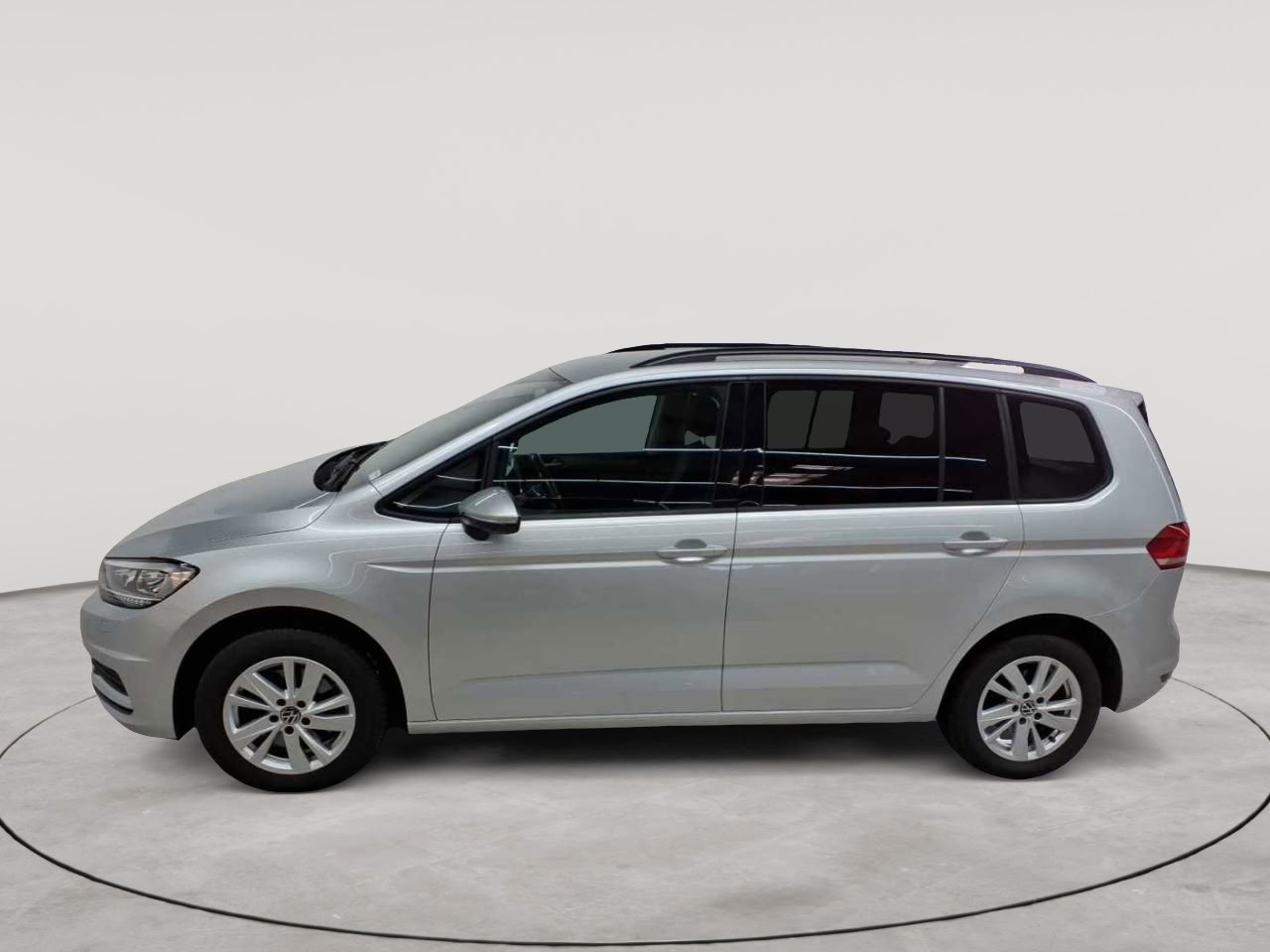 Volkswagen Touran 2.0 TDI SCR DSG Comfortline 6