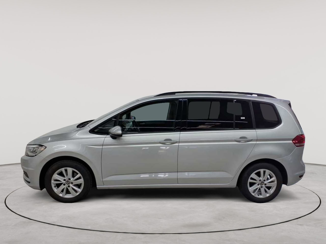 Volkswagen Touran 2.0 TDI SCR Comfortline 6