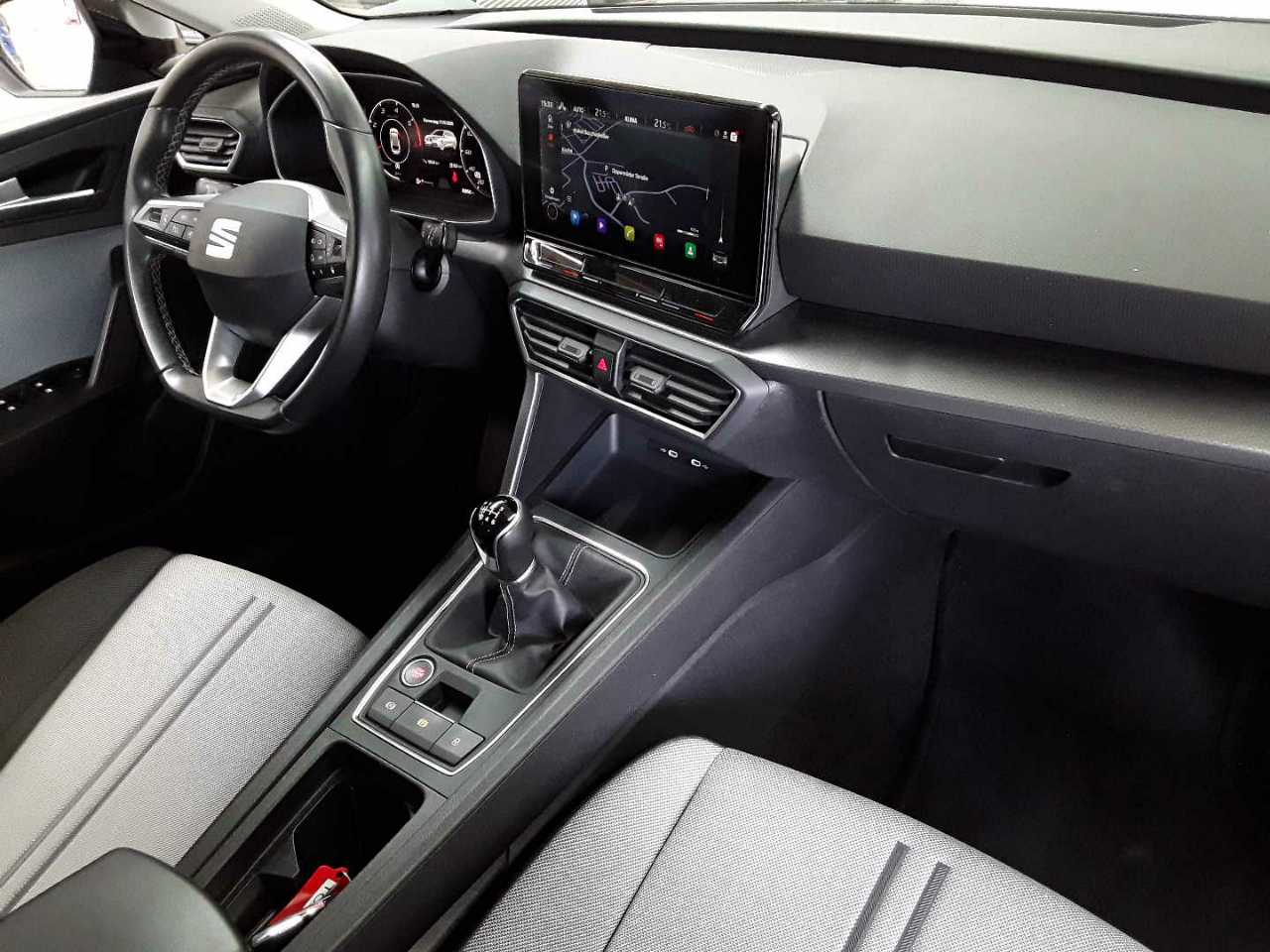Seat Leon Sportstourer 2.0 TDI Style 9