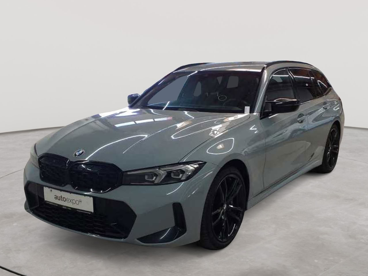 BMW M340d Touring xDrive 2