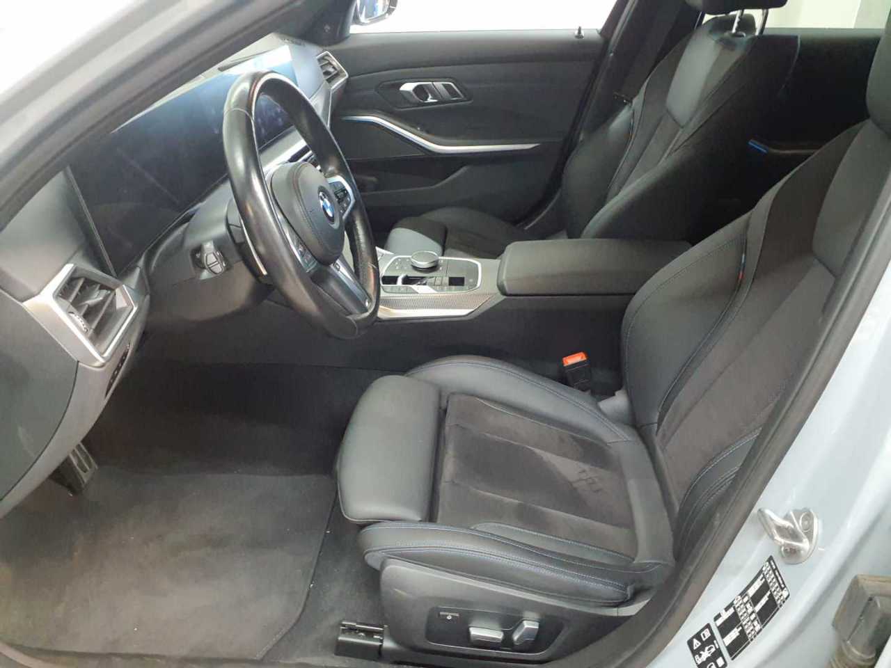 BMW M340d Touring xDrive 8