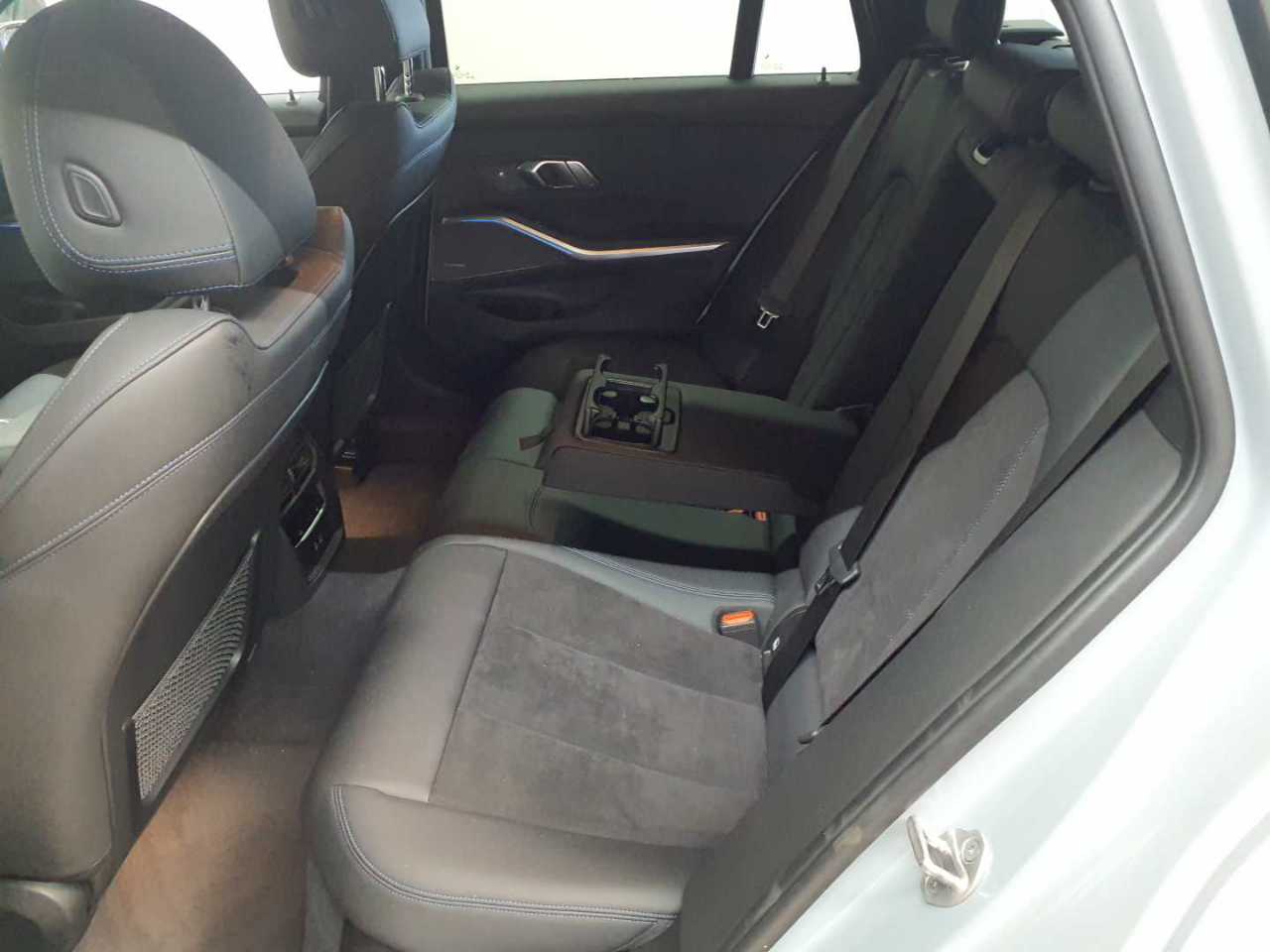 BMW M340d Touring xDrive 14