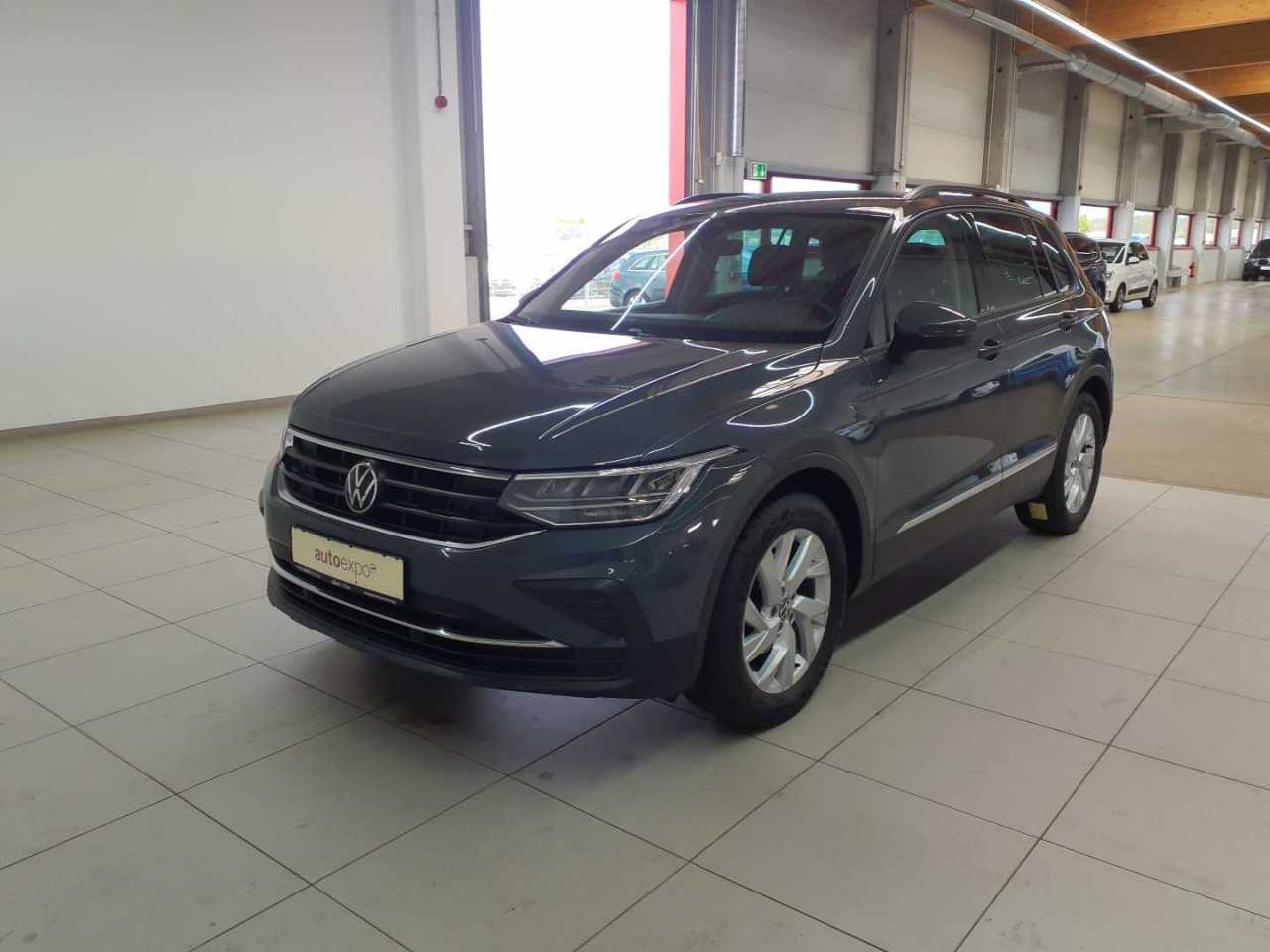 Volkswagen Tiguan 2.0 TDI SCR DSG Life 8