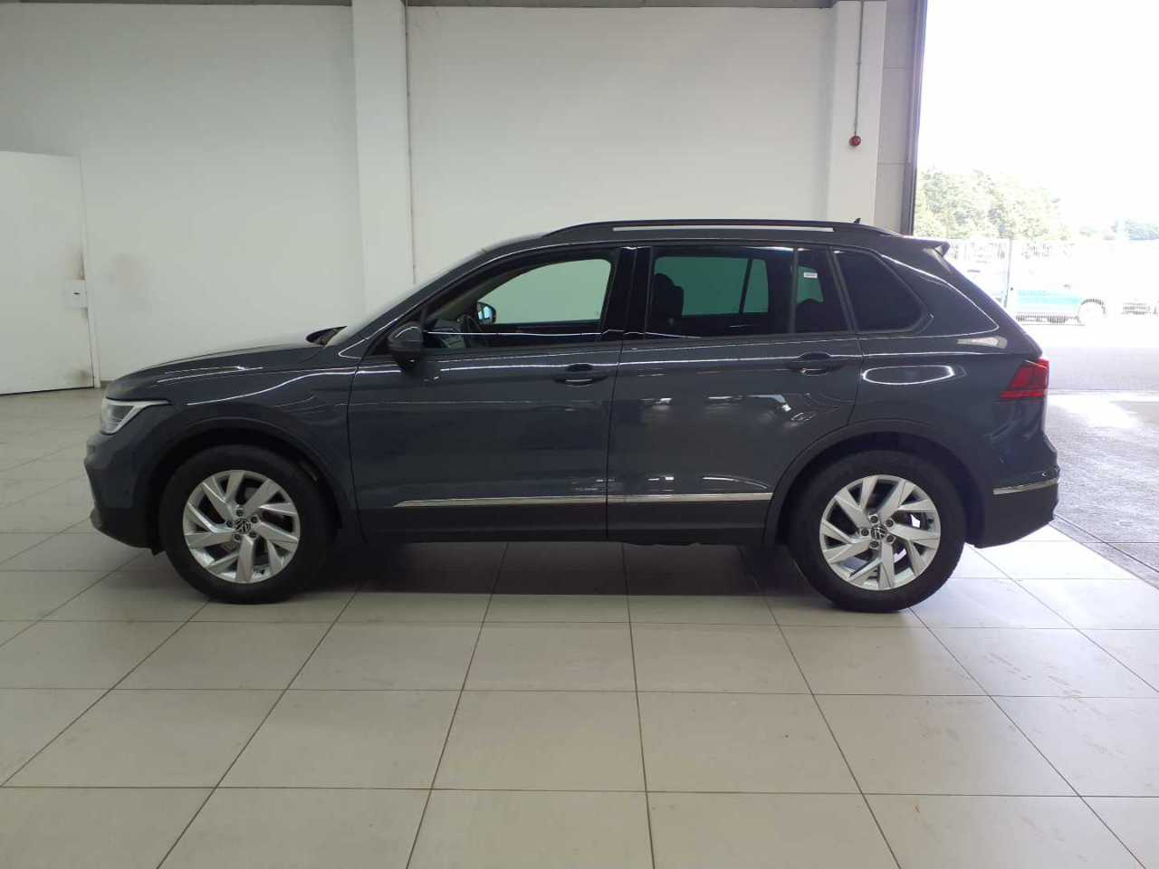 Volkswagen Tiguan 2.0 TDI SCR DSG Life 7