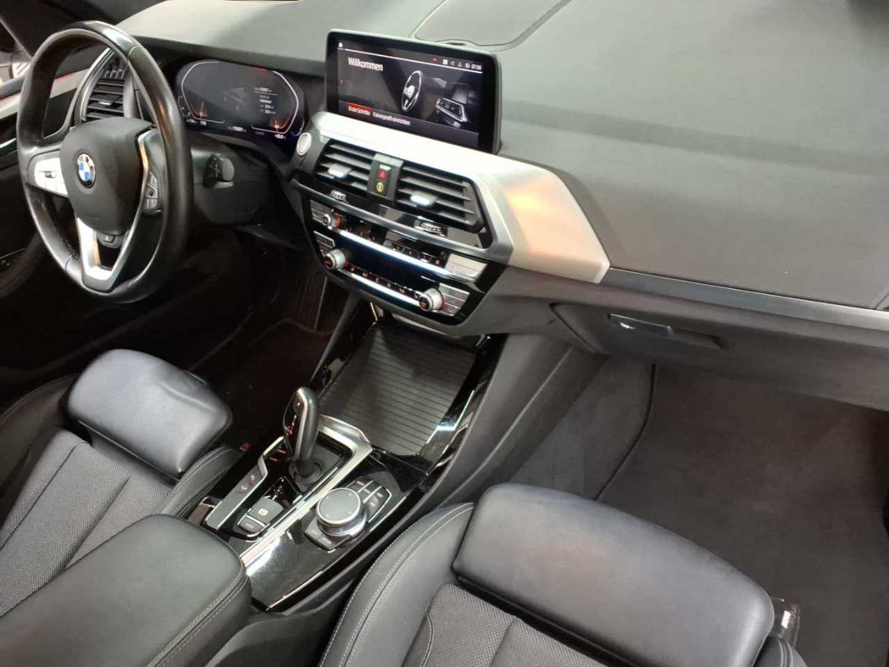 BMW X3 xDrive30d Aut. xLine 11