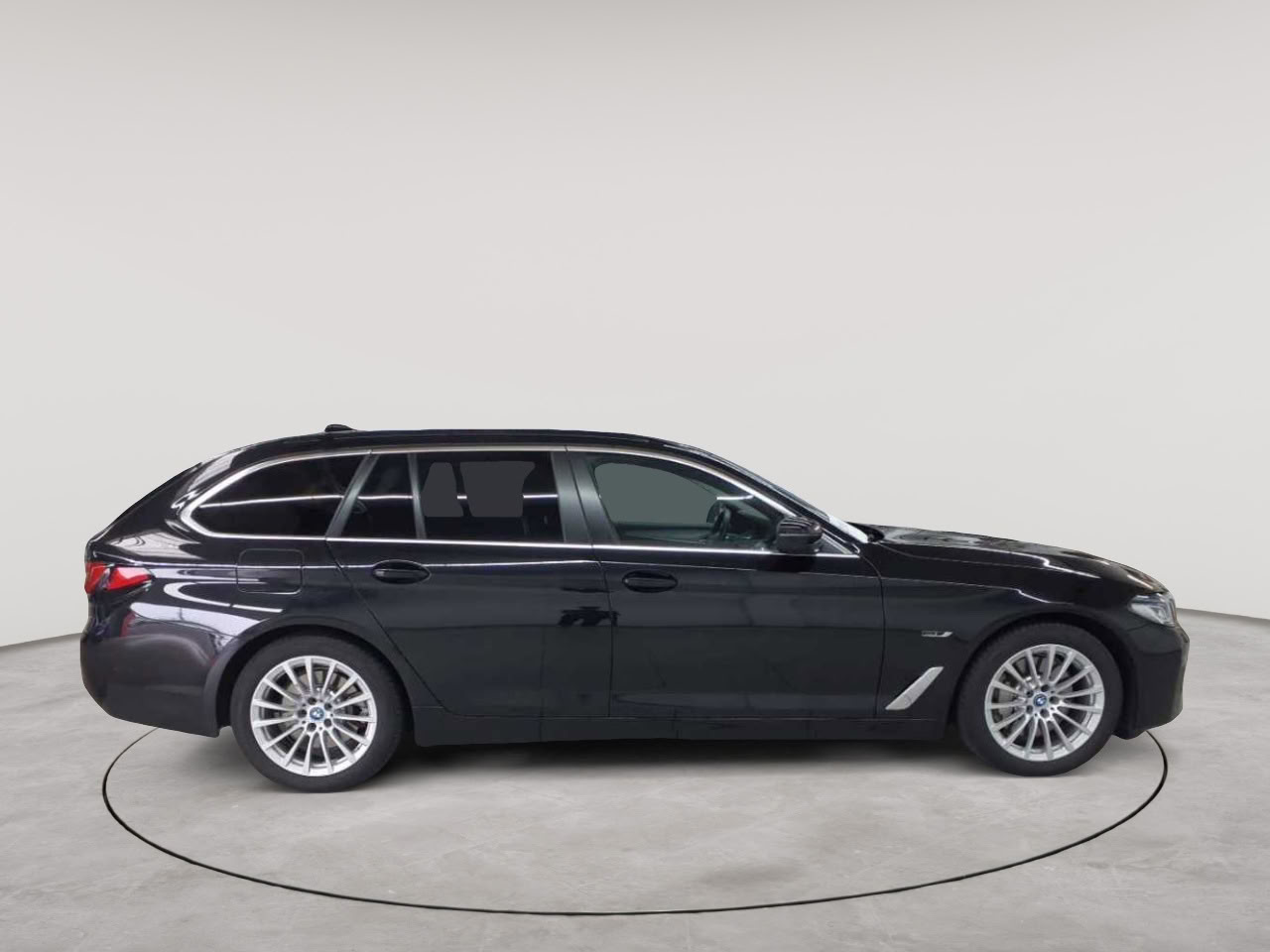 BMW 530e Touring Aut. 3