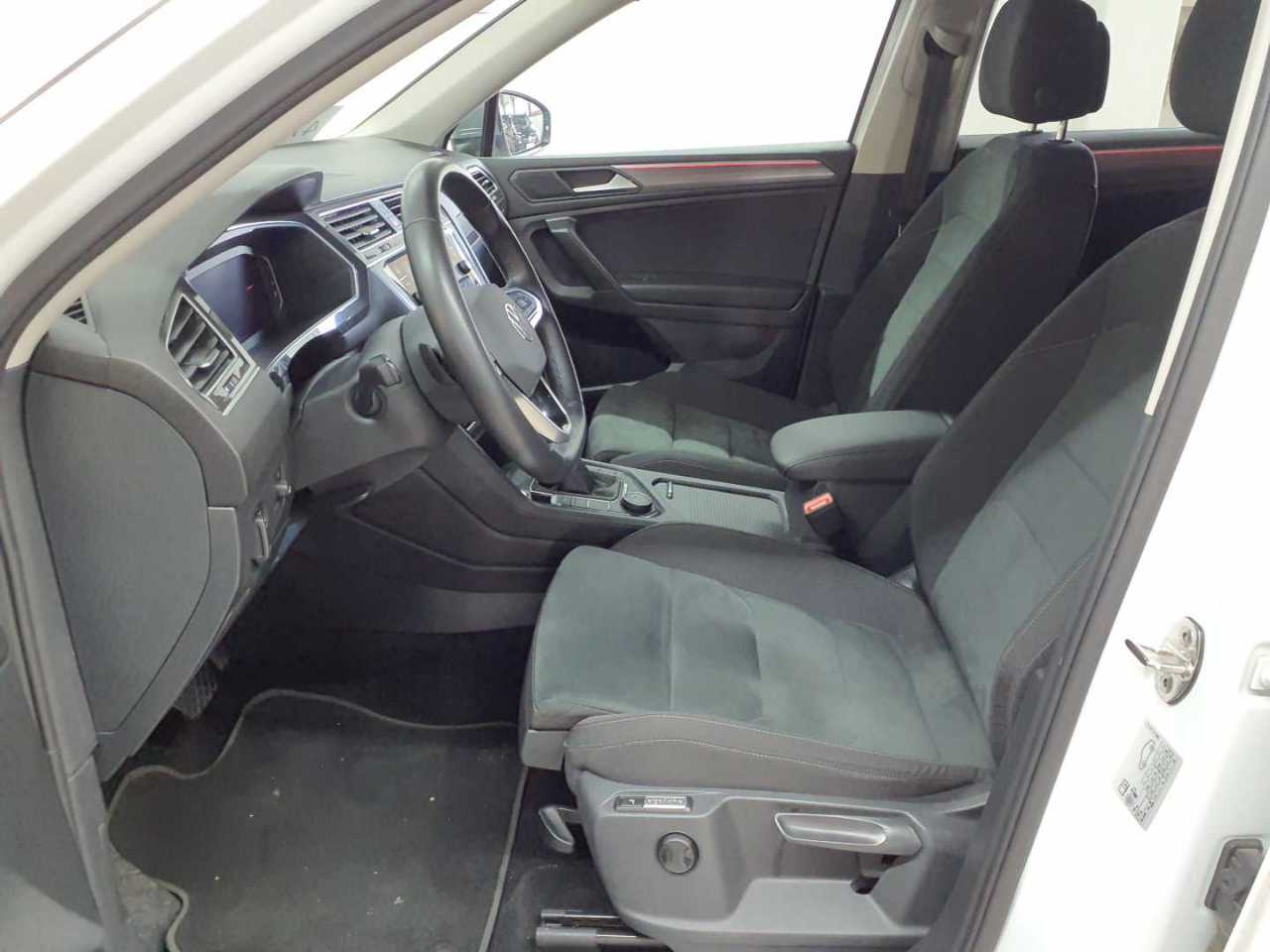 Volkswagen Tiguan Allspace 2.0 TSI OPF 4Motion DSG Elegance 8