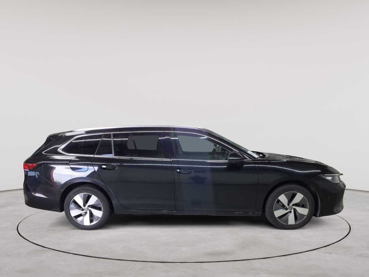 Volkswagen Passat Variant 1.5 e-TSI OPF DSG Business 3