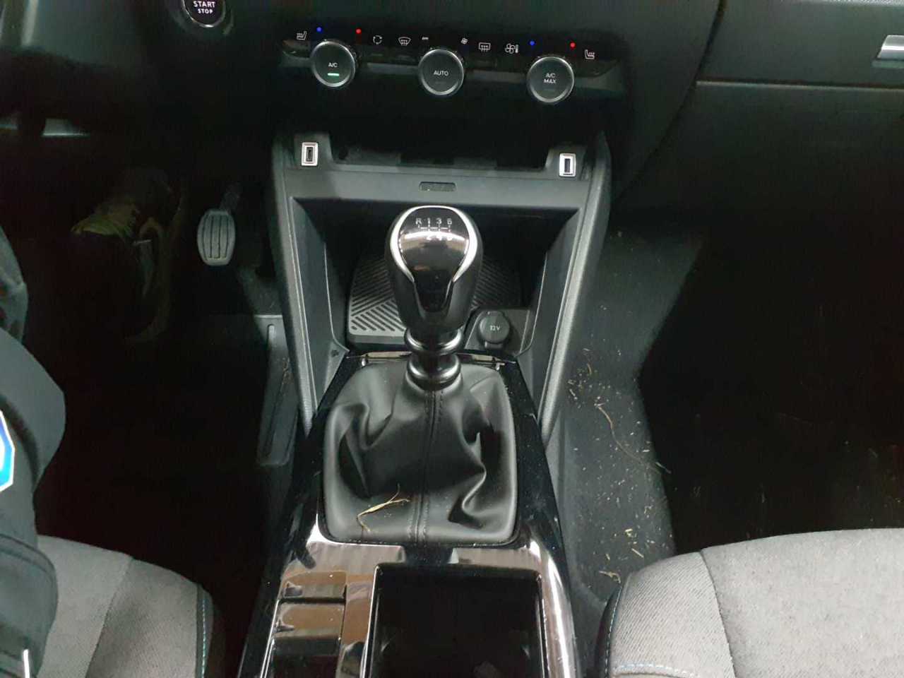 Citroën C4 PureTech 130 Stop&Start MAX 10