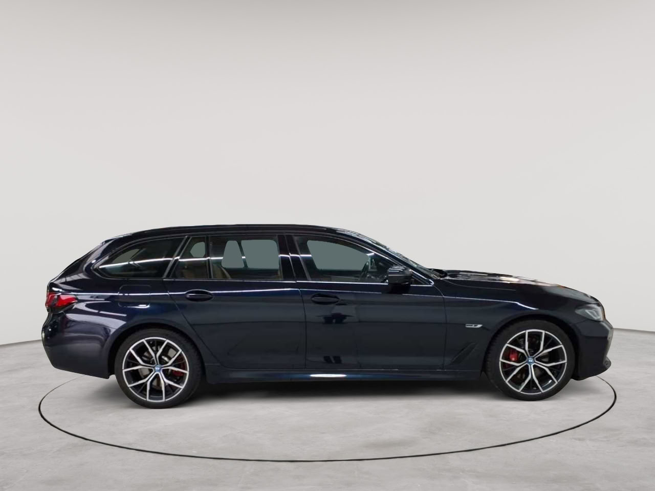 BMW 530e xDrive Touring Aut. 3