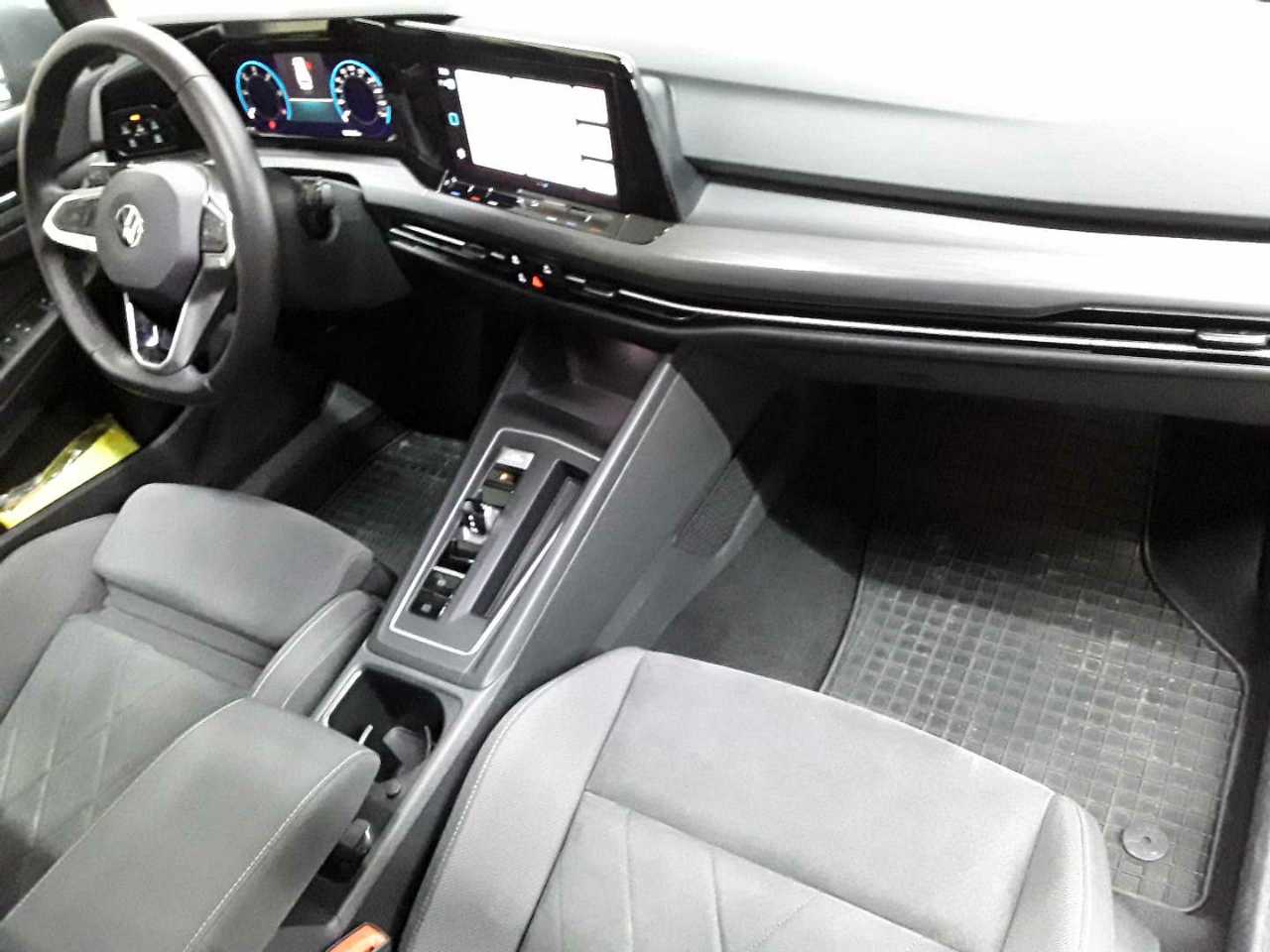 Volkswagen Golf Variant 2.0 TDI SCR DSG Style 9