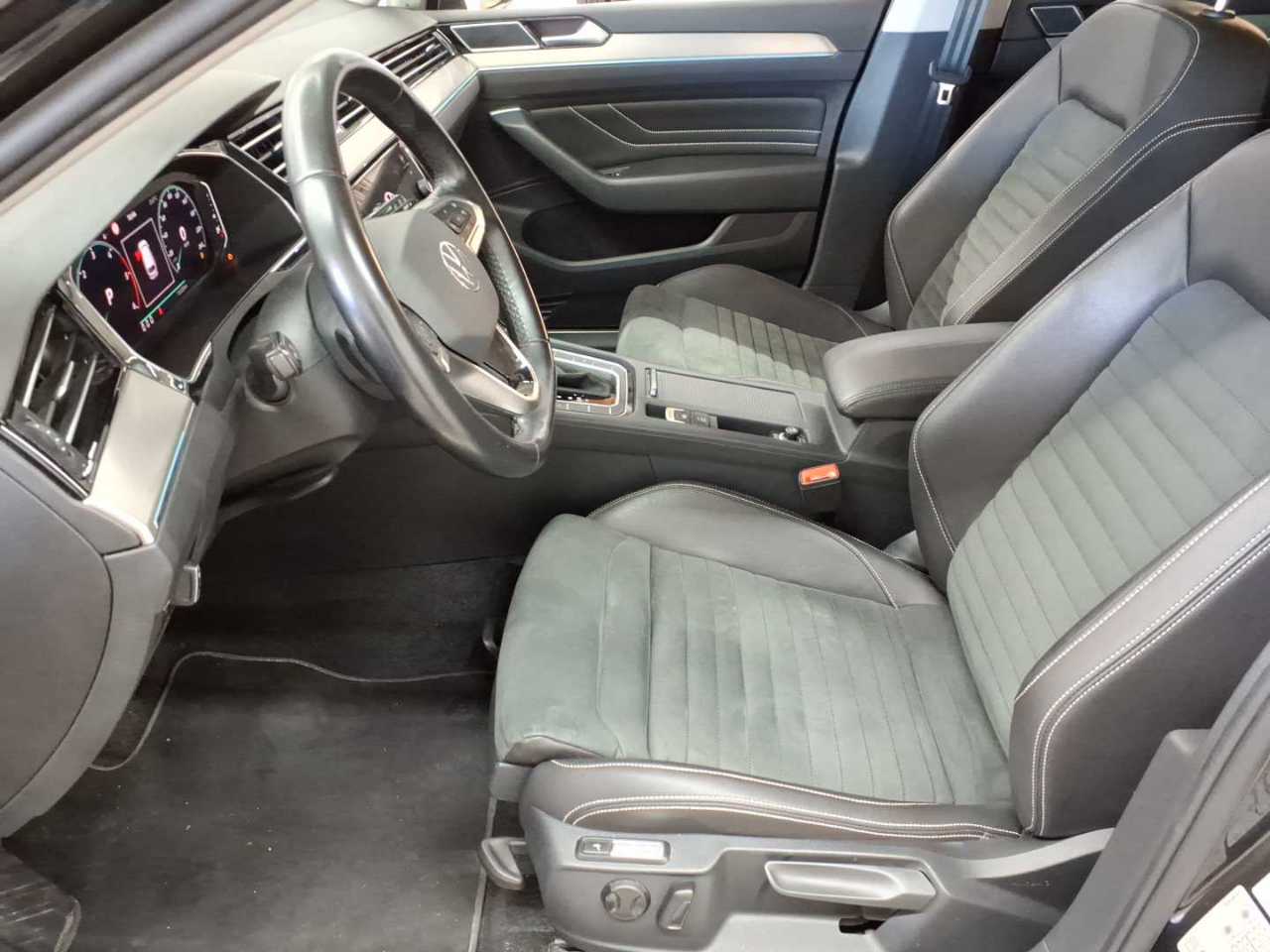 Volkswagen Passat Variant 2.0 TDI SCR DSG Elegance 7