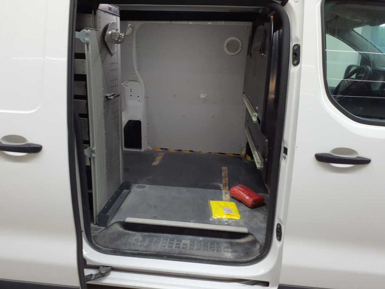 Opel Vivaro 2.0 D Cargo L EHZ Edition 13