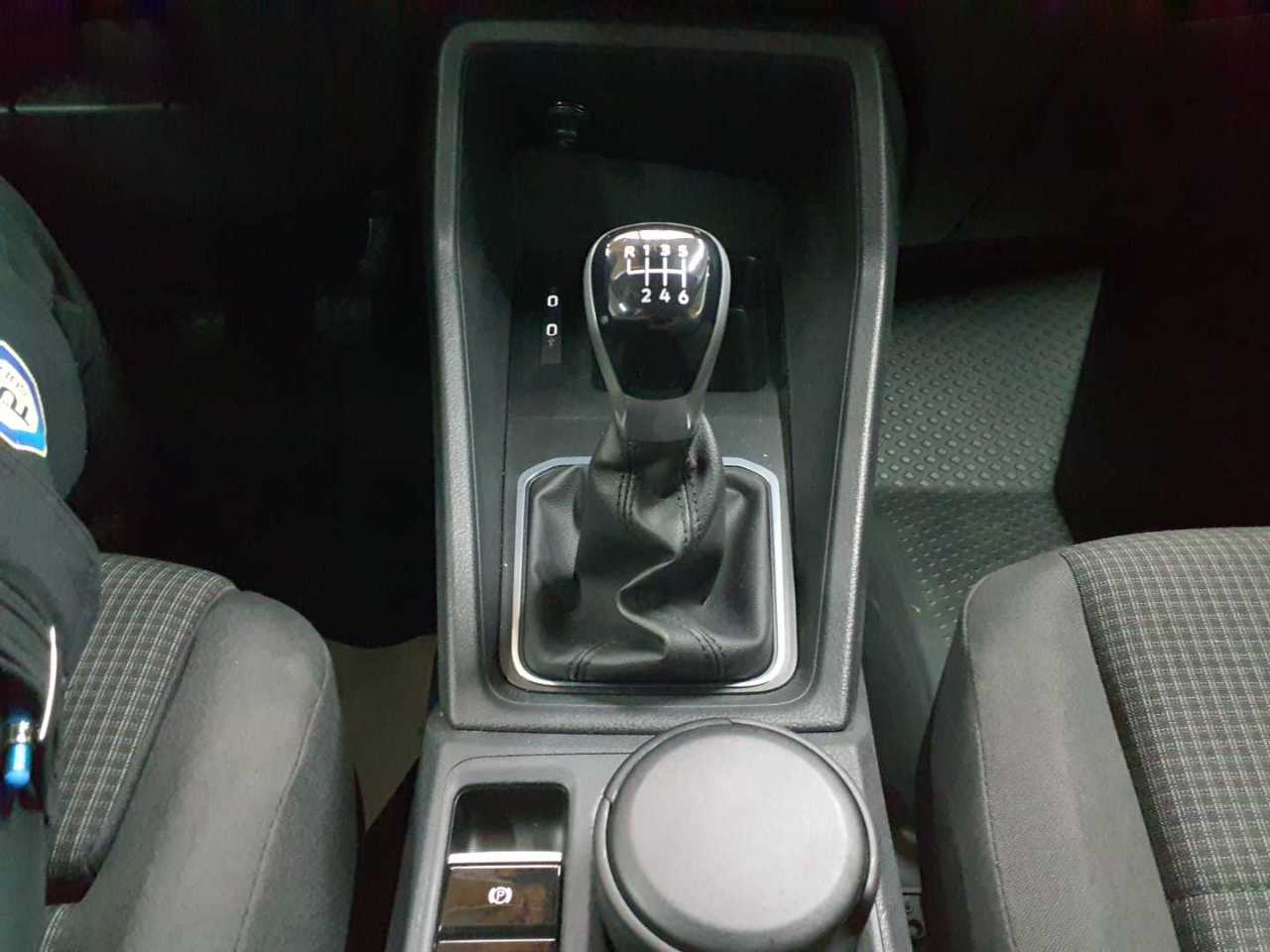 Volkswagen Caddy Cargo 2.0 TDI BMT Maxi 10
