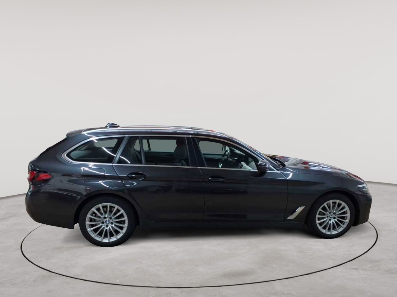 BMW 530e xDrive Touring Aut. 3